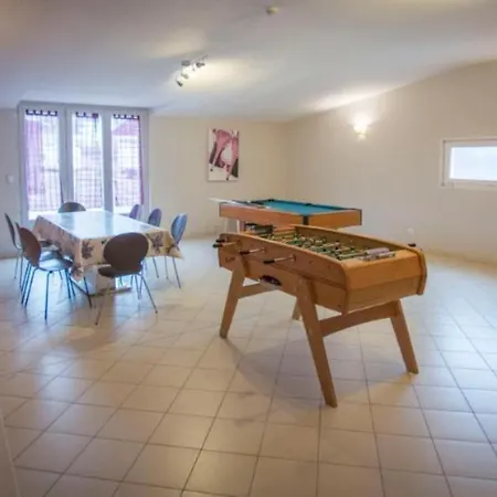 Villa Au Domaine De Chasse Beauvoir-de-Marc